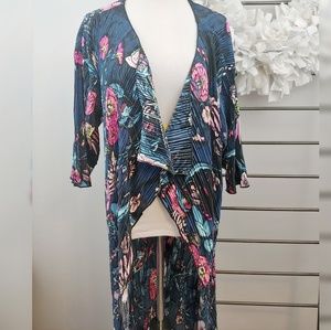 LuLaRoe Crepe Floral Monroe Kimono